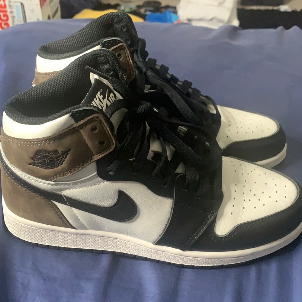 Jordan 1 high OG’ dark mocha